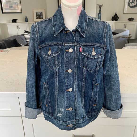 Levi's Jackets & Blazers - Levis Trucker Distressed Casual MWash Denim Cotton Blue Jean Jacket Sz M